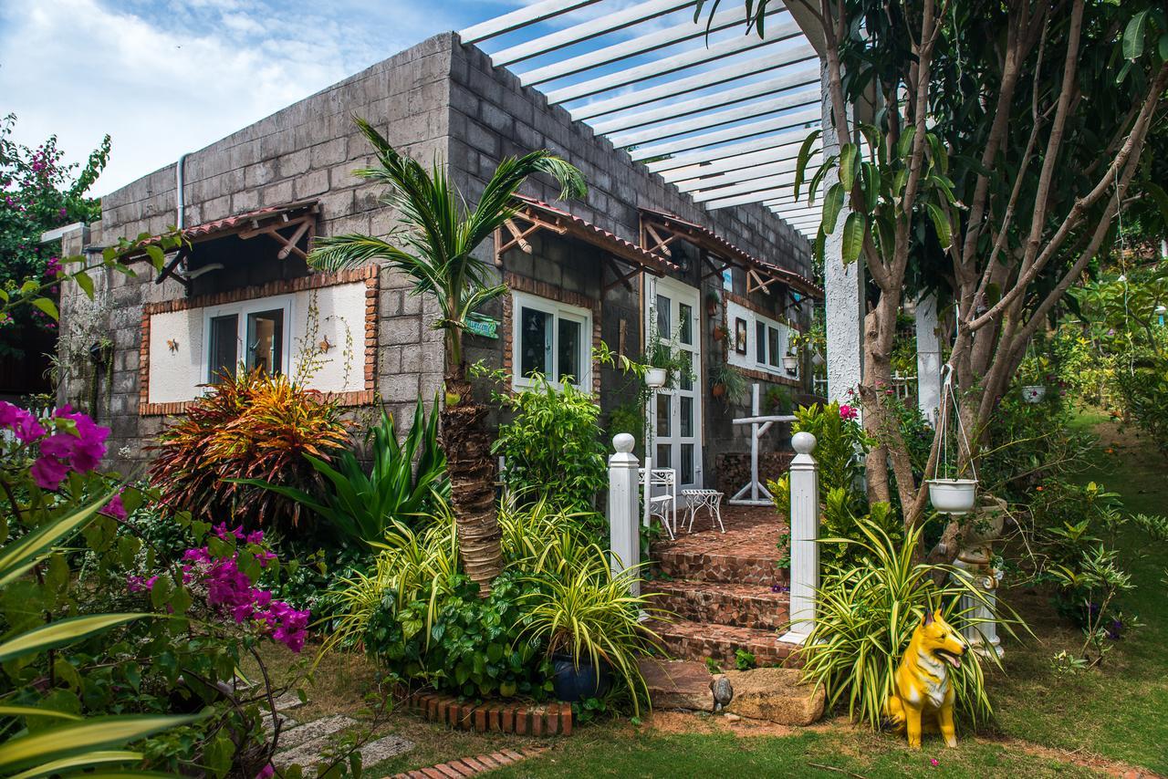 Veranda Beach Place Hotel Phan Thiết Esterno foto