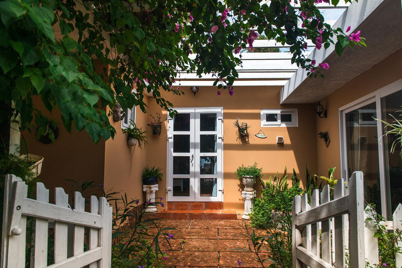 Veranda Beach Place Hotel Phan Thiết Esterno foto