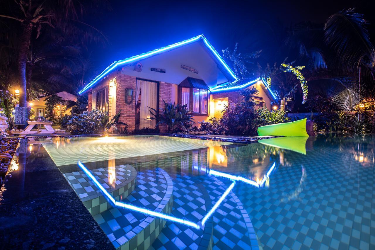 Veranda Beach Place Hotel Phan Thiết Esterno foto