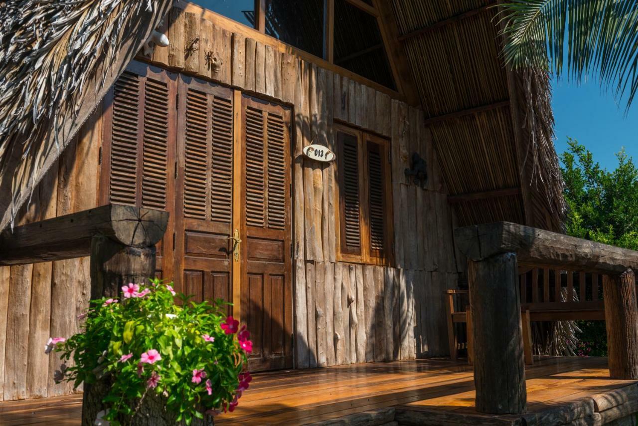 Veranda Beach Place Hotel Phan Thiết Esterno foto